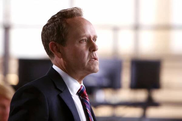 Kriminálka: Oddělení kybernetiky - Kidnapping 2.0 - Z filmu - Peter MacNicol