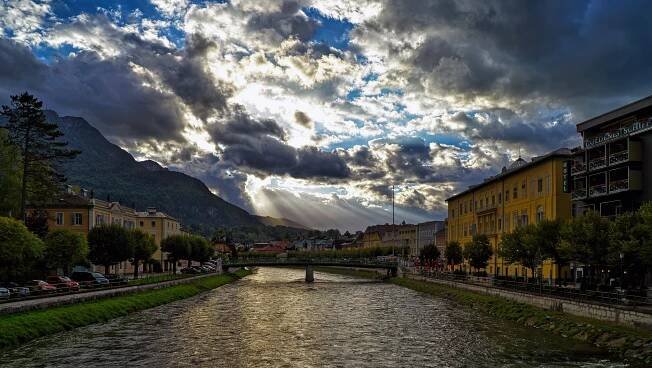 File:Bad Ischl and Traun River.jpg - Wikimedia Commons