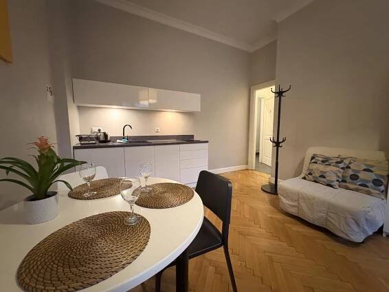 Place Warszawska Apartmán *