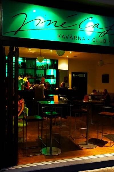 plan 3 kuchyně / Jiné Café I. v Uherském Hradišti |
plan 3 kuchyně / Interiéry na míru Uherské Hradiště