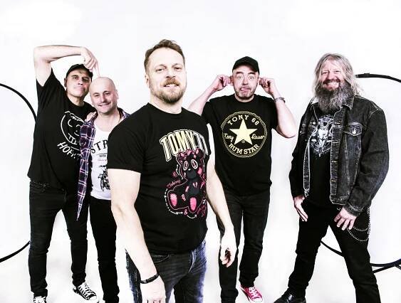 CHOTĚBOŘ FEST 2025: Závěr léta plný rockové energie - kluboofkatv.cz