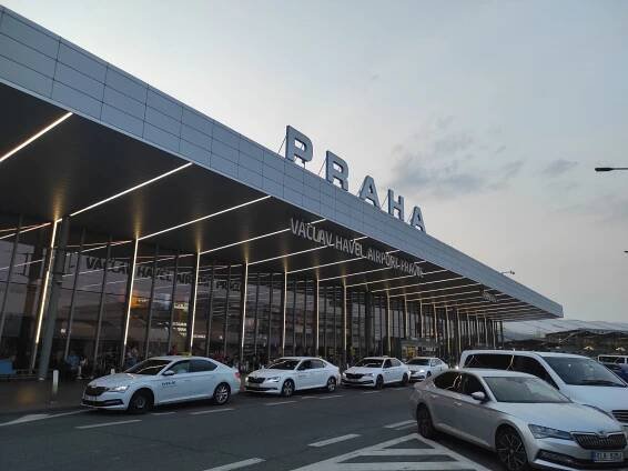 Fotografie - Terminál 1 - Letiště Václava Havla, Praha - 09.07.2023