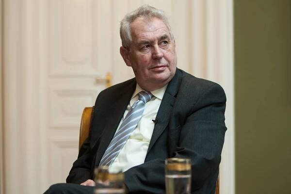 Foto: Miloš Zeman slaví 70. Milníky života a kariéry