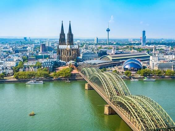Visit walkable German city famous for Christmas markets, world class spas and outstanding beer for £2...