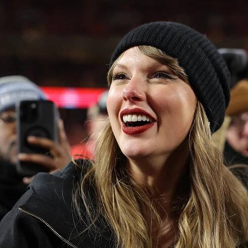 Taylor Swift Arrives to Support Travis Kelce and the Chiefs at Super Bowl 2025