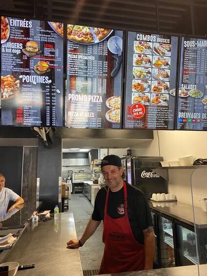 Mike Cohen drops by Resto-Broksis on Jean-Talon