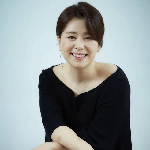 Jang Hye Jin 19