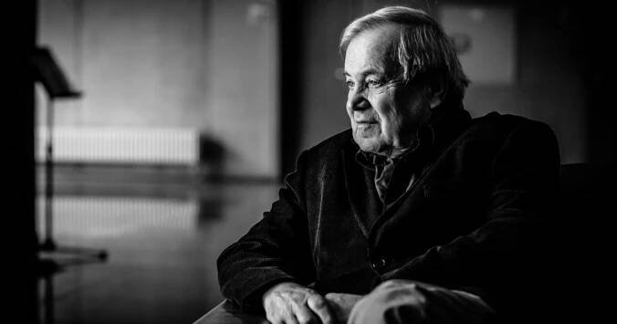 Zemřel Petr Hořejš, autor série Toulky českou minulostí. Za komunismu psal pod jménem Hora