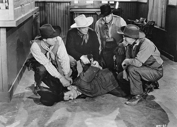 Rick Vallin, Wayne Morris, Paul Fix - Star of Texas - Z filmu
