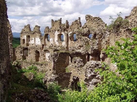 Hrad Šášov