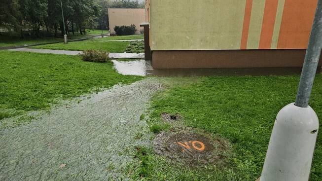 Jižní Moravu zasáhl silný déšť. V Boskovicích voda zatekla do archivu i nemocnice