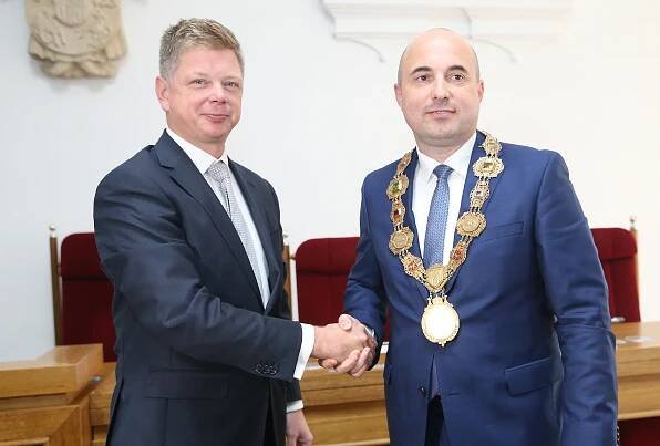 Zastupitelé zvolili primátora Plzně, stal se jím Roman Zarzycký z ANO