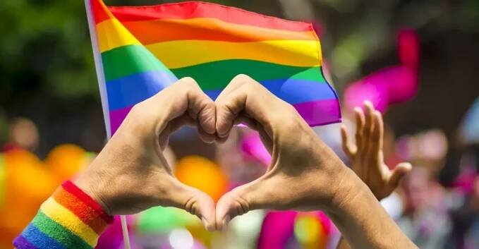 Jurečkovo ministerstvo se distancovalo od Prague Pride po výtkách Aliance pro rodinu - Echo24.cz