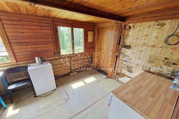 Prodej chaty 2+1, už. plocha 52 m2, Pyšely, pozemek 400 m2, studna