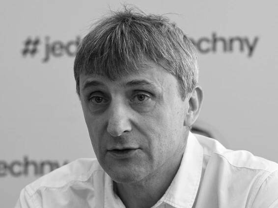 Juniorka Bukovská získala na ME cyklokrosařů stříbro, Boroš byl mezi elitou osmý - Sport.cz