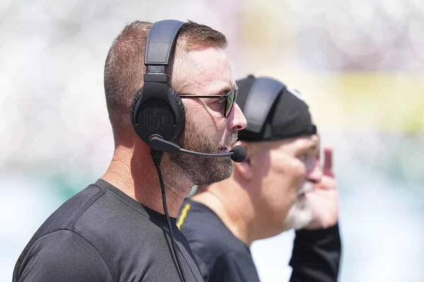 Kliff Kingsbury Reveals His Expectations For WRs