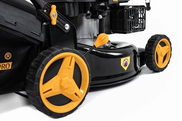 Benzínová sekačka Riwall PRO RPM 4235 3v1