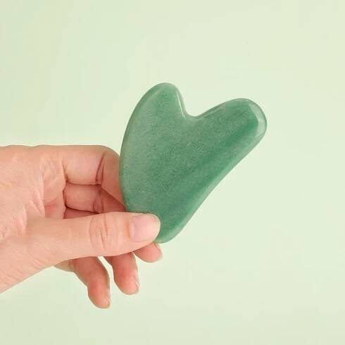 Masážní kámen gua sha pro lifting obličeje | Masážní kámen, Péče o pleť -