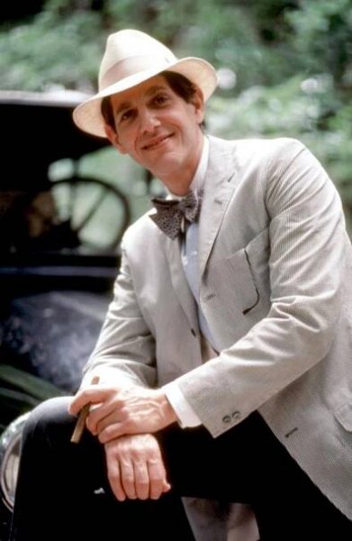 Cross Creek - Promo - Peter Coyote