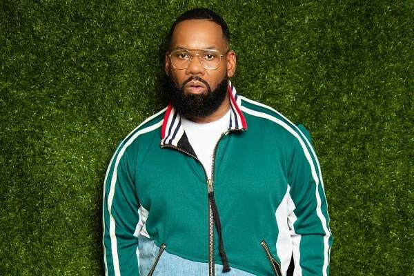 Review: Raekwon Chefs Up Some Raw Classic New York Rap