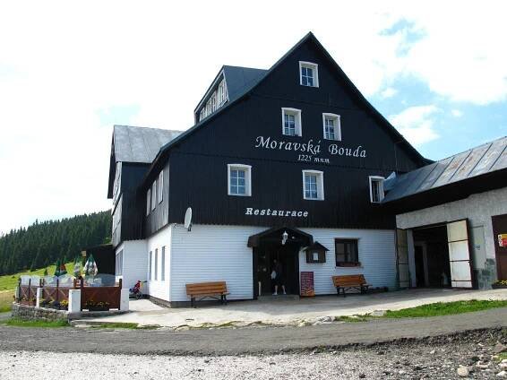 MORAVSKA BOUDA - Updated 2025 Prices & Hotel Reviews (Spindleruv Mlyn, Czech Republic)
