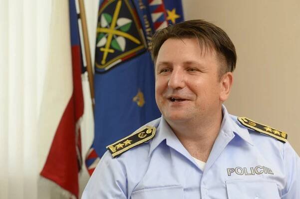 Policejní šéf Tuhý: Vítej v klubu, napsal mi po sebrání řidičáku můj předchůdce