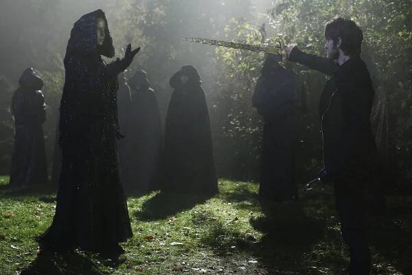 Bylo, nebylo - Labutí píseň - Z filmu - Caroline Ford, Colin O'Donoghue