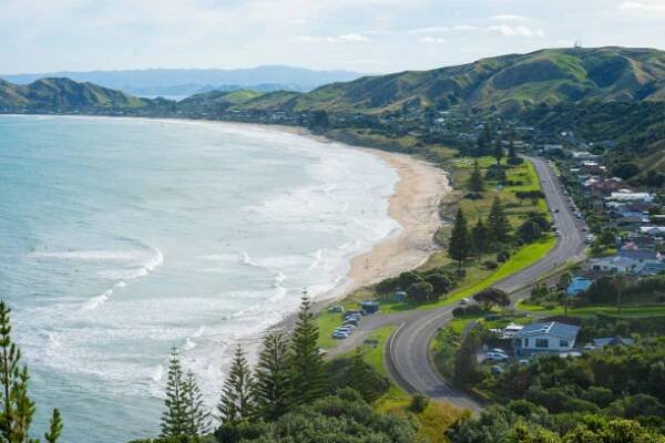 okitu a wainui pláže, populární surfařské pláže poblíž gisborne, nový zéland - gisborne - stock snímky, obrázky a fotky