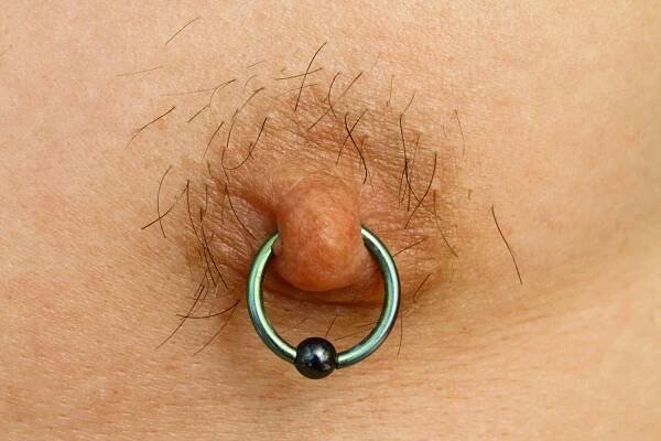 piercing bradavek - propíchnutí bradavky - stock snímky, obrázky a fotky