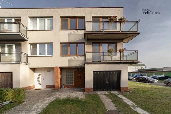 Prodej velmi pěkného rodinného řadového domu V Hradci Králové - Svobodné Dvory | Reality Veličková