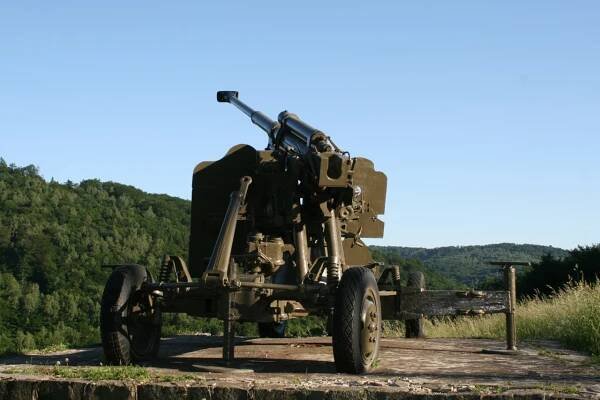 85-mm ťažký protilietadlový kanón (PLK) vzor 44 S | Vojenský historický ústav (VHÚ)