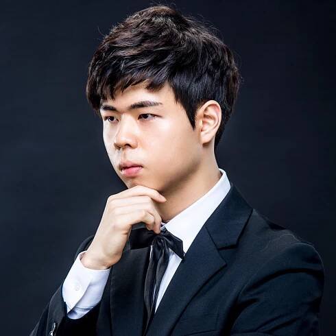 Cho Jun Hwi