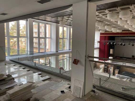 Opravovaný Rubín před dokončením: nová divácká galerie i pozlacený znak Brna