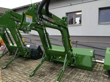 Čelní nakladače pro traktor z Rakousko na prodej na Truck1
