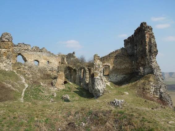 Súbor:Hrad Čičva 009.JPG – Wikipédia