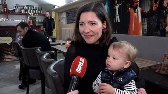 Na mateřské nechtěla být dlouho: Kvůli koroně jsem zkysla doma, říká herečka a divadelní ředitelka