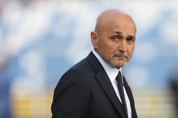 Luciano Spalletti on a soccer pitch.
