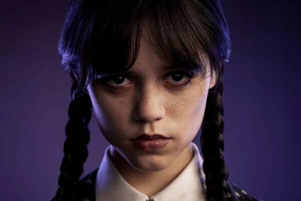 "Wednesday" auf Netflix: Alles über die neue “Addams Family”-Serie