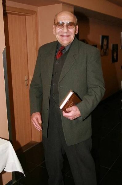 Životní paradox legendárního dabéra: Vyhazov od zkoušek kvůli hlasu i nedostatku talentu