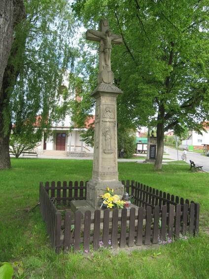 Soubor:Rokytnice (ZL), kříž.jpg – Wikipedie
