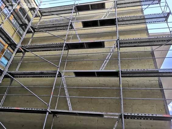 Prodám lešení Layher blitz 83m2 pole 2,57m (Alfix)