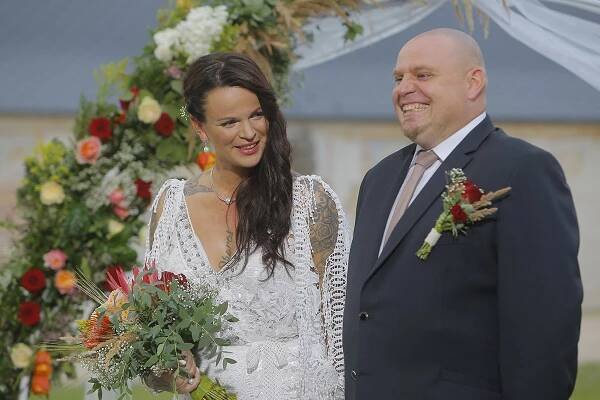 Reality show Svatba na první pohled se rozpadá. Placeným hercem je i oblíbený dobrák Pavel, další účastníci jsou divákům "povědomí" - Mix24.cz