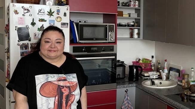 Aneta Christovová přestavěla byt kvůli svým 4 fenkám: Kuchyň má na ozdobu, vaří za ni hospoda na rohu – Lifee.cz