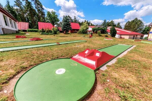 Galerie – RÁJ – sportovní a rekreační resort