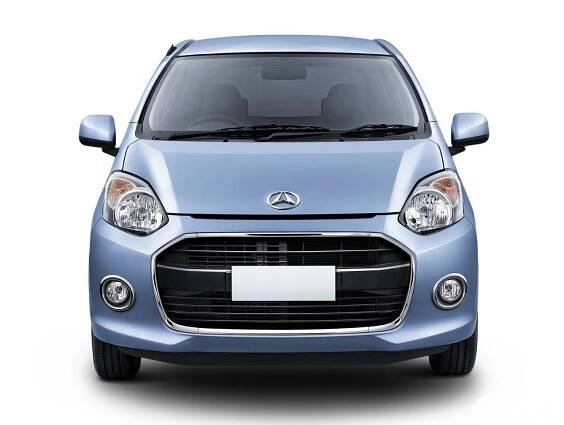 Daihatsu Ayla automobily