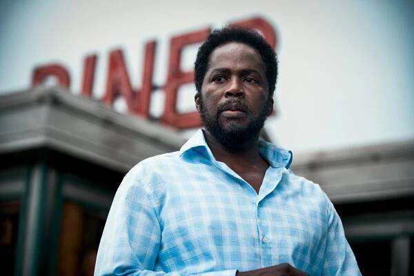 Cesta ven - Rozbitá okna, otevřené dveře - Z filmu - Harold Perrineau