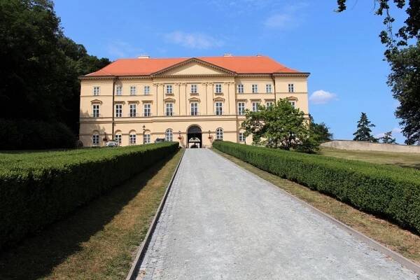 Boskovice, zámek