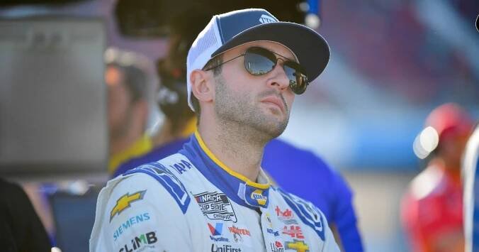 Chase Elliott looks back on Alan Gustafson's controversial call at Dover, if team made a mistake