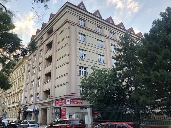 Pronájem Byt 1+kk, Tusarova, Praha 7 - Holešovice