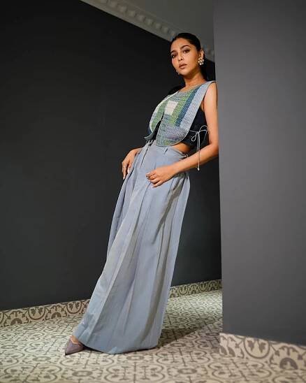 Aishwarya Lekshmi Latest Photos